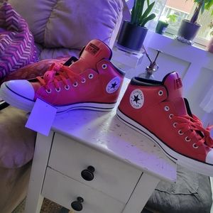 Chuck Taylor converse